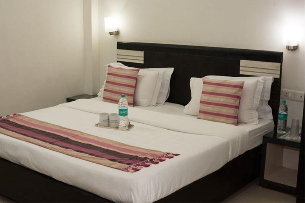 Aura Suites Gurgaon Esterno foto