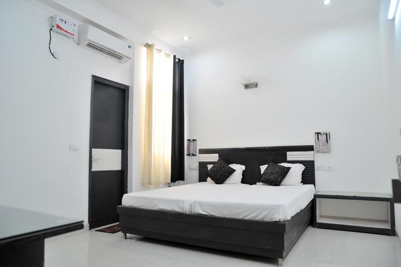 Aura Suites Gurgaon Esterno foto